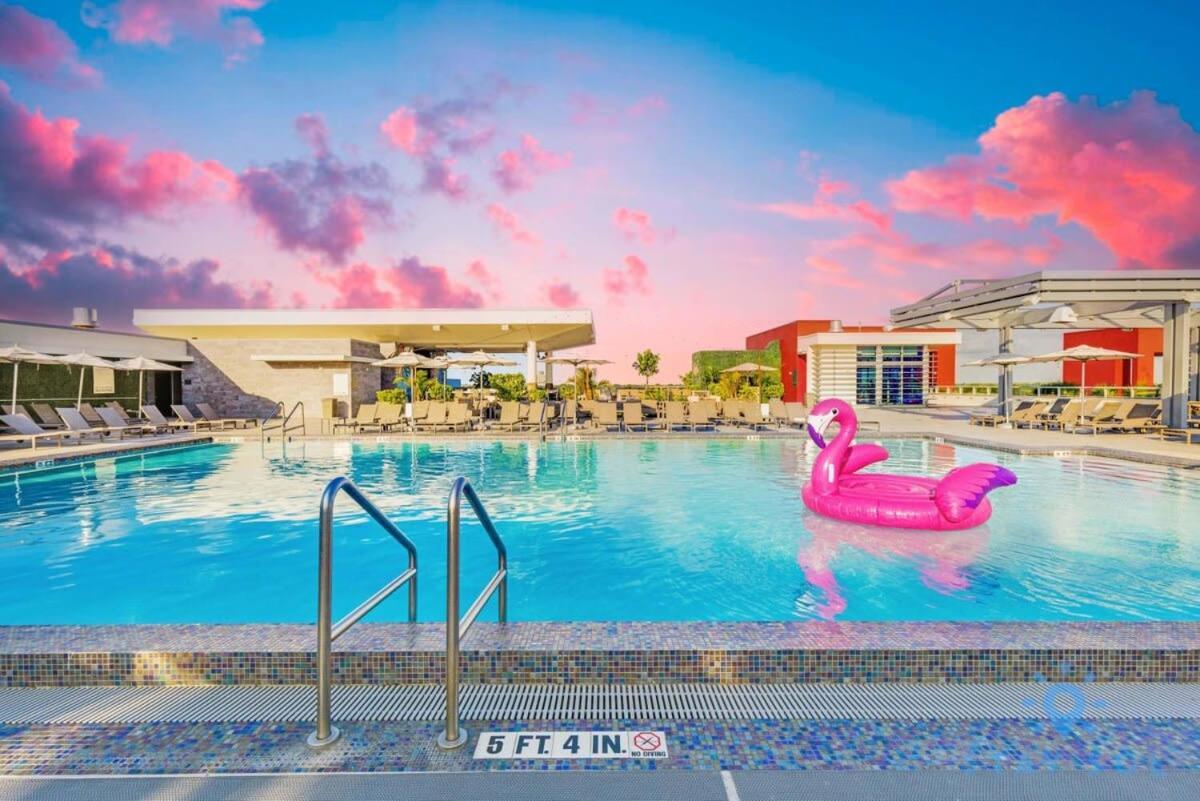 Lx Oasis Beachfront-Rt Infinity Pool Голливуд Экстерьер фото