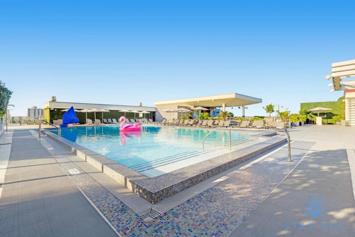 Lx Oasis Beachfront-Rt Infinity Pool Голливуд Экстерьер фото